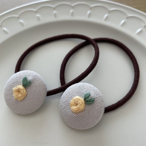 刺繍ヘアゴム💛　くるみボタンヘアゴム　送料無料🐤