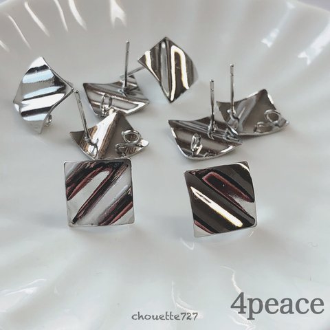  【4個入】デザインスクエアピアス カン付 ロジウム 真鍮13×13.2mm 