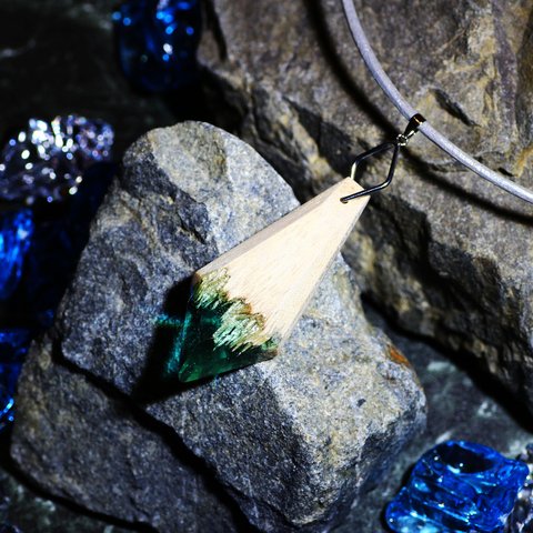 完売　Sale【送料無料】Ocean floor / Pendant ウッドレジンジュエリー