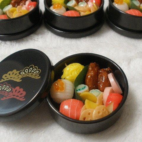 てまり寿司のお弁当☆黒松☆ミニチュアフード