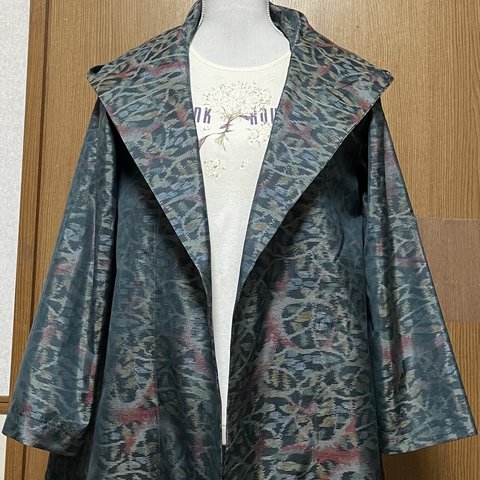 着物リメイク　大島のフード付きジャケット　L〜LLサイズ