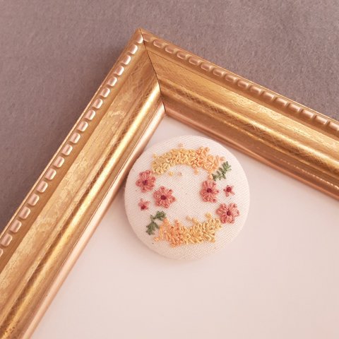 ミモザの刺繍ブローチ/ヘアゴム