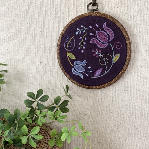 刺繍フレーム　ダークパープル　カラー