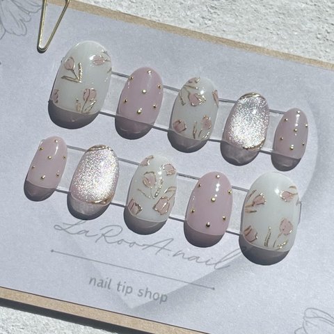 【春の新作】nail tip10本setおまけ付き春デザイン　チューリップ　マグネット　淡いピンク　ドット　ネイルチップ