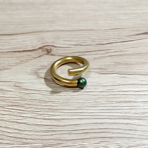 Brass Open Ring w/Crystal Pearl（リングサイズ13号）