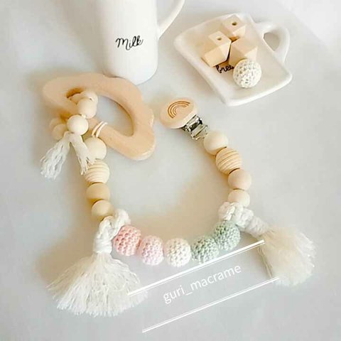 macrame baby👶歯固め 《くも》+ 木製クリップ《にじ》