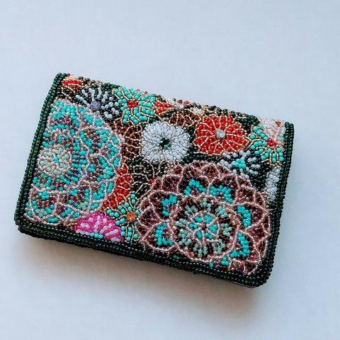 ビーズ刺繍の名刺入れ・カードケース