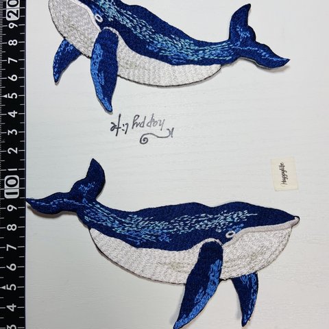 2枚入り　クジラ刺繍アイロンワッペン　デカイさい　クジラアイロンワッペン