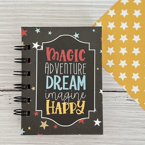 ＊SALE スクラップブッキング　ミニアルバム  3×4インチ Magic ADVENTURE DREAM imagine HAPPY 