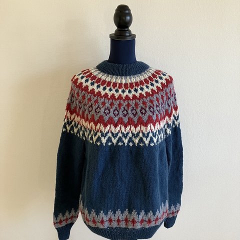 レディースサイズのヨーク編みセーター