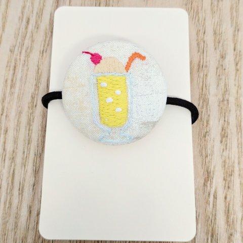 手刺繍ヘアゴム🍋レモンクリームソーダ