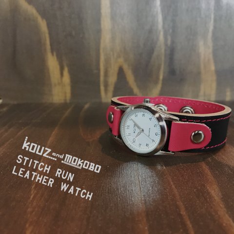 ▲STITCH クールな赤×黒のバイカラー「ステッチラン 腕時計」見やすい文字盤（SRW-KRR-RS）