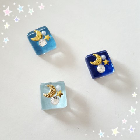 Blue Glassピアス Moon