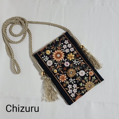 新作【スマホポシェット】インド刺繍リボン