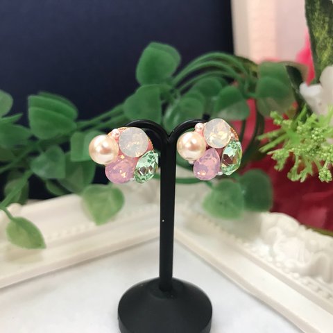 （受注製作）デート♡にもオフィスにも♫ビジューピアス