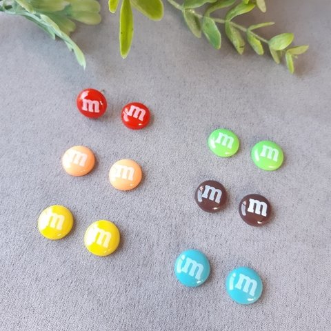 カラー入荷☆m&m's風 ポップなピアス