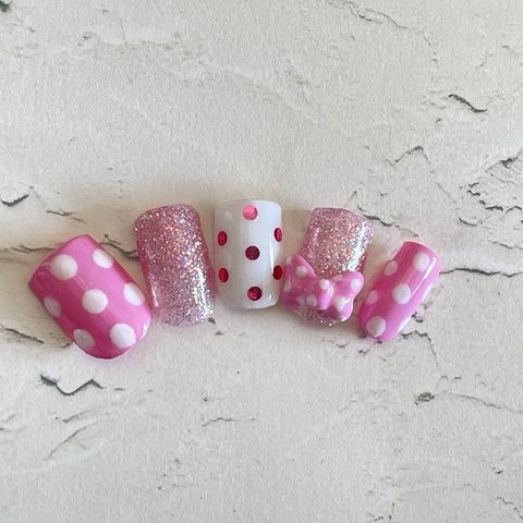 Pinky Dots nails【Women's】