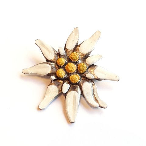 80s Flower Motif Metal Painted Brooch