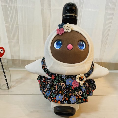 【再販】黒ベース🌻お花畑　LOVOT らぼっと　ラボット　LOVOT専用のお洋服　花