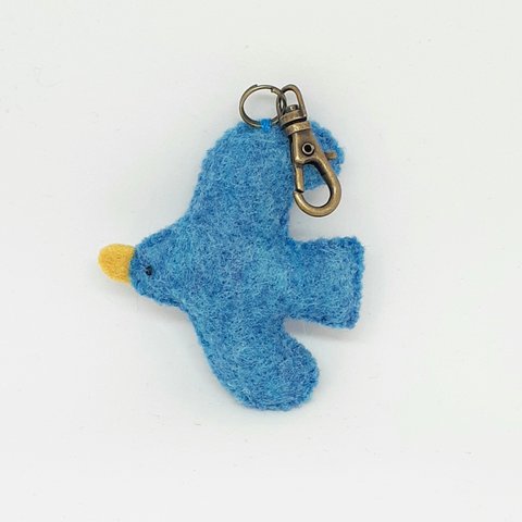 フェルトマスコット　刺繍　キーホルダー　青い鳥