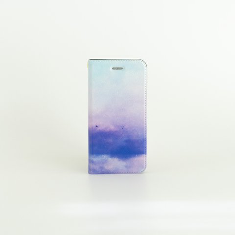 青い空と湖の、手帳型スマホケース｜iPhone・Android