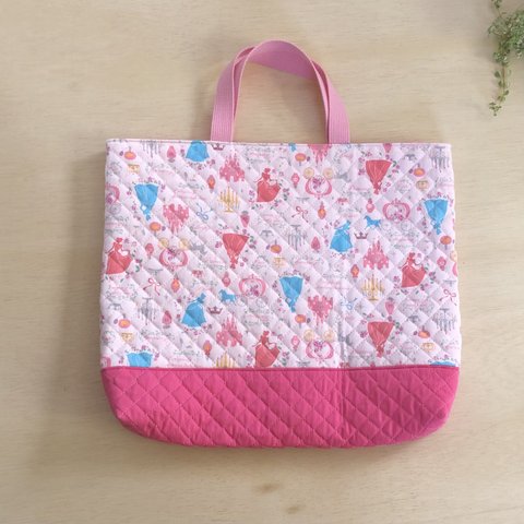 通園バッグ☆32×43マチ6cmピンク【プリンセスシルエット柄】 ★TB. 女の子　かわいい　キルティング　レッスンバッグ　お姫様｜通園通学用のかわいい巾着袋や入園オーダーHoshizora☆ほしぞら