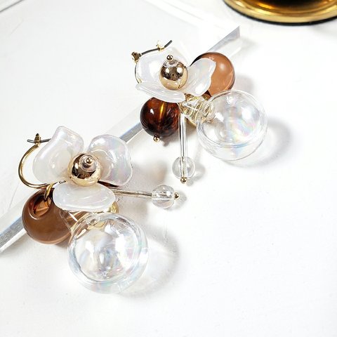 brun fleur ピアス / イヤリング