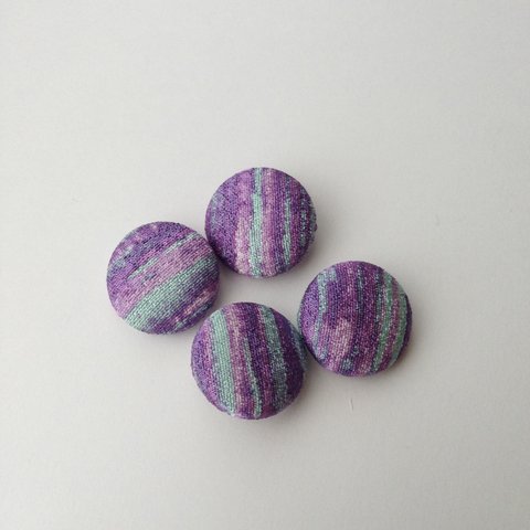 絹くるみボタン4個（18mm 紫水色・Ｂ）