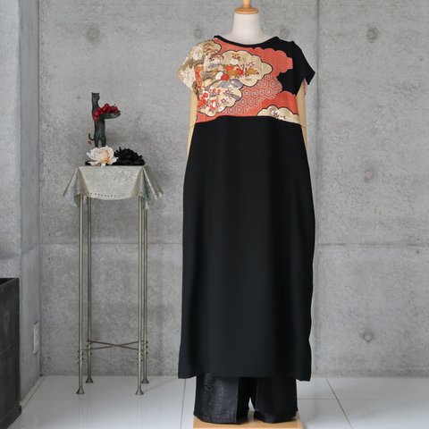 黒留ワンピース   フリーサイズ　 　着物リメイク　 kimono