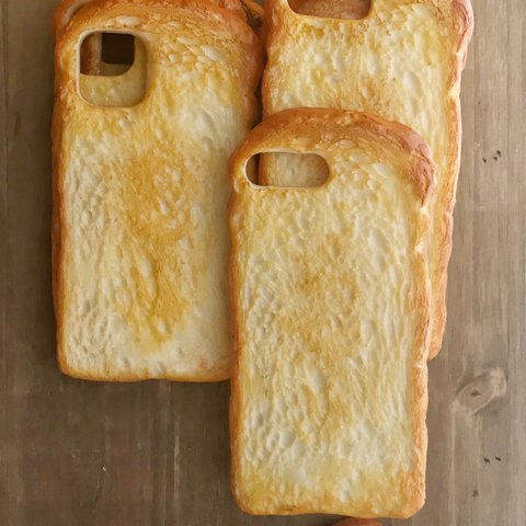 4ヶ月待ち　全機種対応　イギリスパンのスマホケース　　iPhone Android