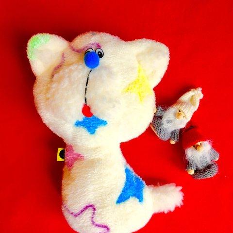 【nyacokids】星柄の猫(ねこ)のぬいぐるみ