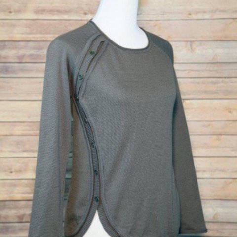 【即納】Sweater :7 side buttons (Charcoal L)