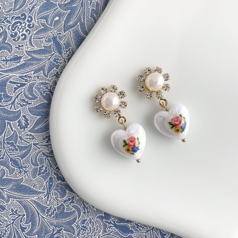 porcelain heart “white” pierce / earring