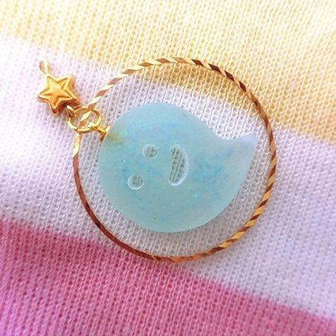 ゆら～り＊青白オバケと金のリング ピアス