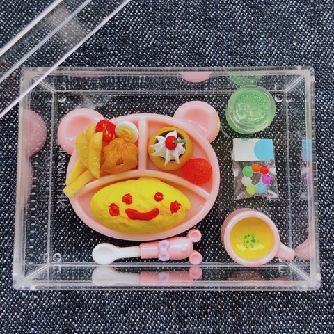 みんなでファミレス＊大好きなお子様ランチ＊おんなのこ＊ニコちゃんオムライス＊プリン＊メロンソーダ＊カラフルブレスレットのおもちゃ付き＊