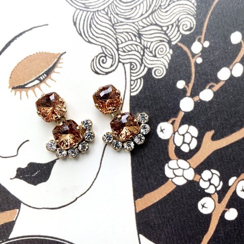 brown angel shape pierce / earring