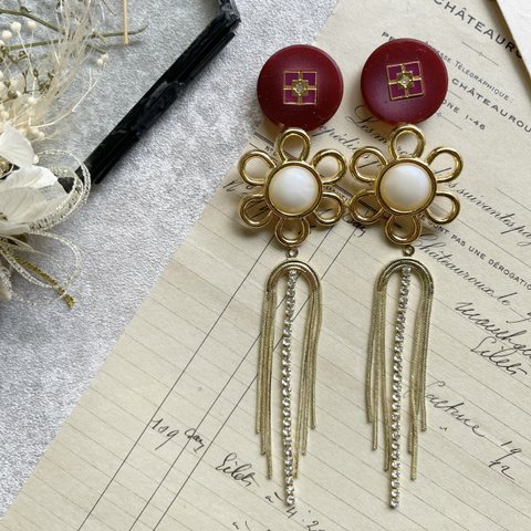 ヴィンテージボタンのフラワーpierce/earring