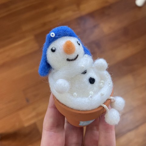 【値引き】青い雪だるま　ちっちゃい雪風呂・いい湯だな〜　(松ぼっくり付き)