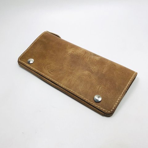 シワ模様のシンプルな革の長財布　【プルアップレザー】