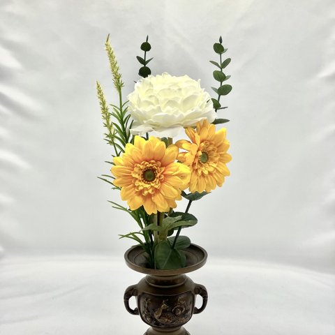 仏壇用の小さめのｱｰﾃｨﾌｨｼｬﾙﾌﾗﾜｰの仏花