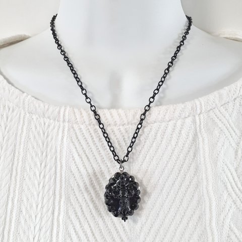 【black bijou】ロケットネックレス