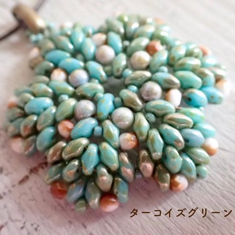 【新色】leaf beads necklace - Φ4.7cm ＊ターコイズグリーン