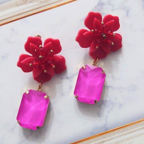 レトロなお花❁⃘*.ﾟピアス