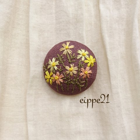 コスモス 刺繍 ヘアゴム ブローチに変更できます☆