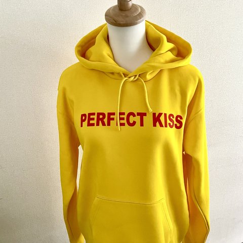 PERFECT KISS / YELLOW