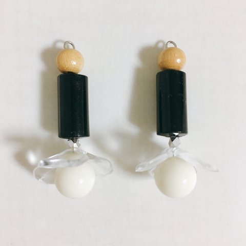 ウッド×フラワーピアス