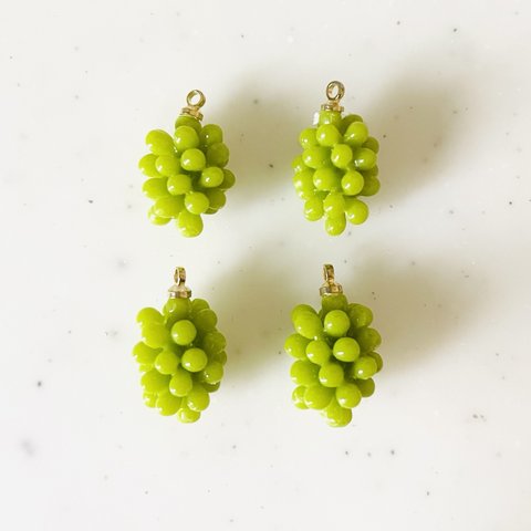 Green Grapes Pendant Tops