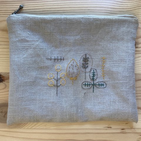 ポーチ☆ハンドメイド☆手刺繍