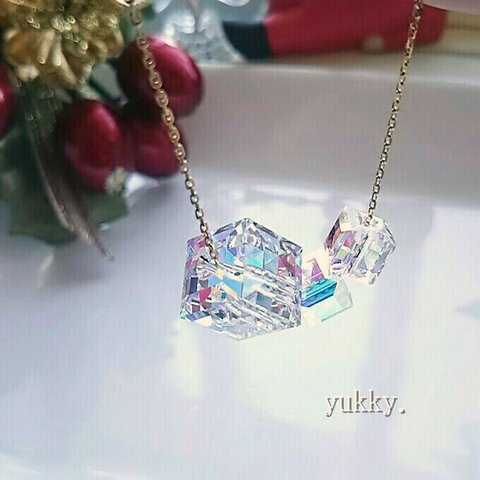 【再販】スワロフスキー＊crystalキューブ*ロングネックレス