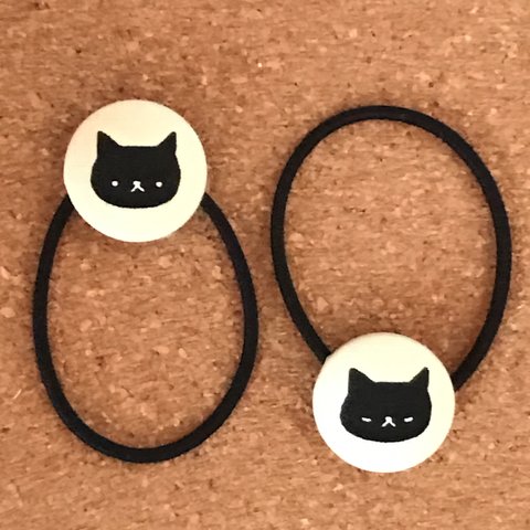 【再販12】黒猫  くるみボタンヘアゴム♡